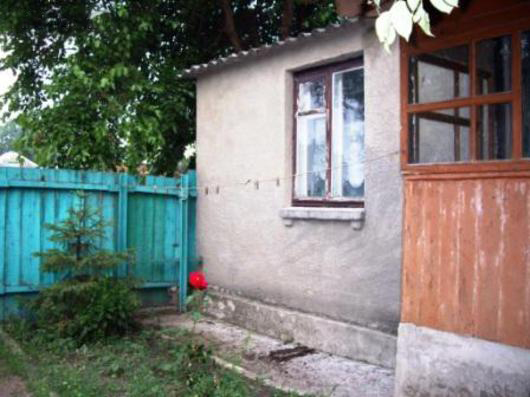 Продам дом с участком 7 соток в Кировограде район Алексеевка